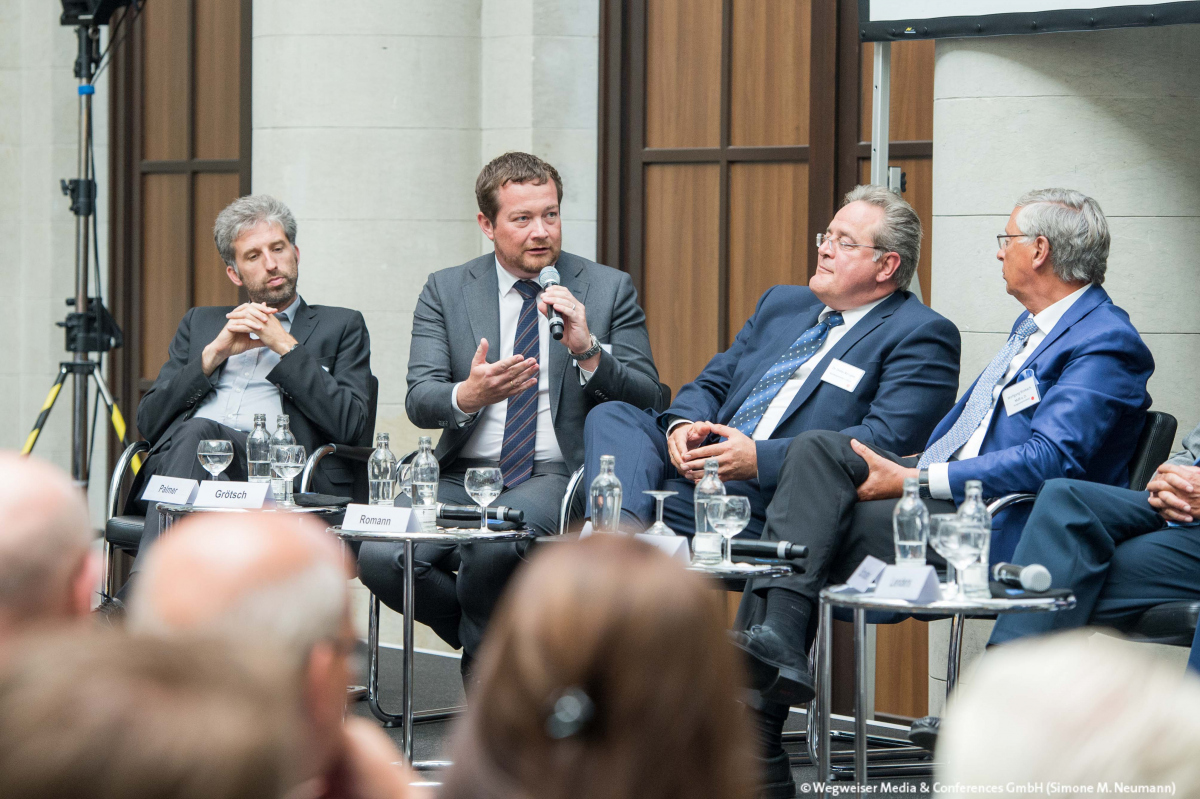 Podiumsdiskussion Vorschaubild