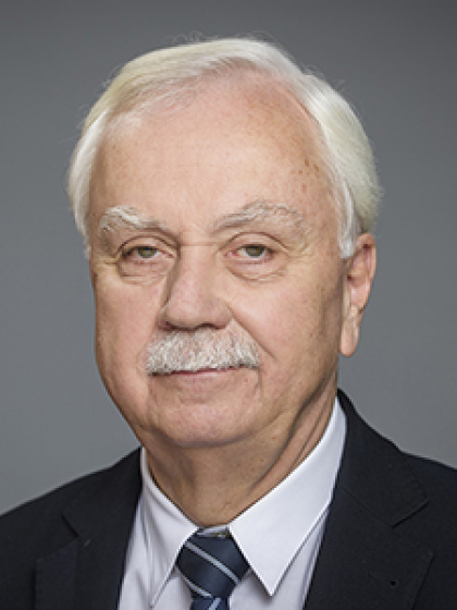 Dr. Johannes Ludewig