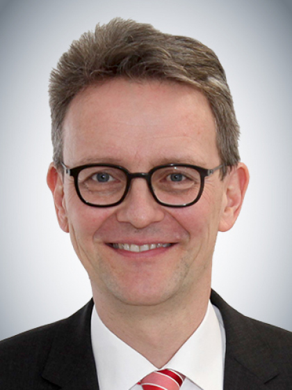 Prof. Dr. Michael Eßig