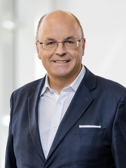 Dr. Stefan Hochstetter
