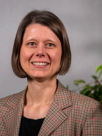 Dr. Johanna Servatius